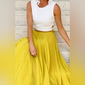 CHIFFON MAXI SKIRT IN MUSTARD